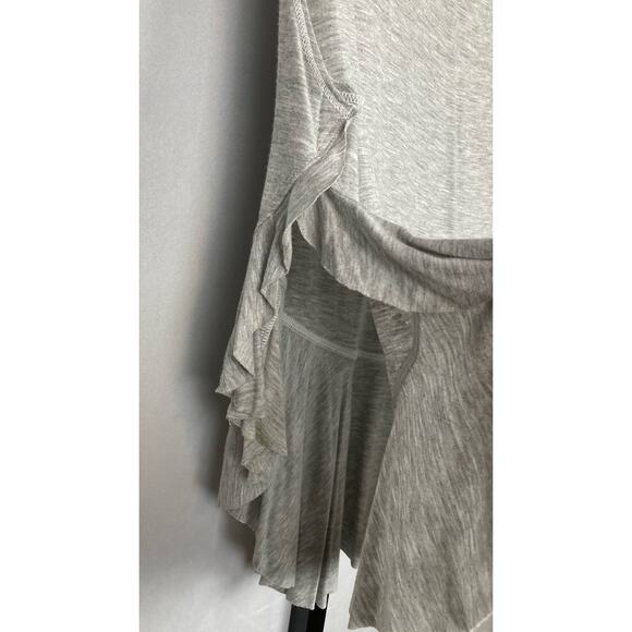 Free People We The Free Uptown Ruffle Tank Top Size S Gray V-Hem Casual Shirred - Picture 5 of 11
